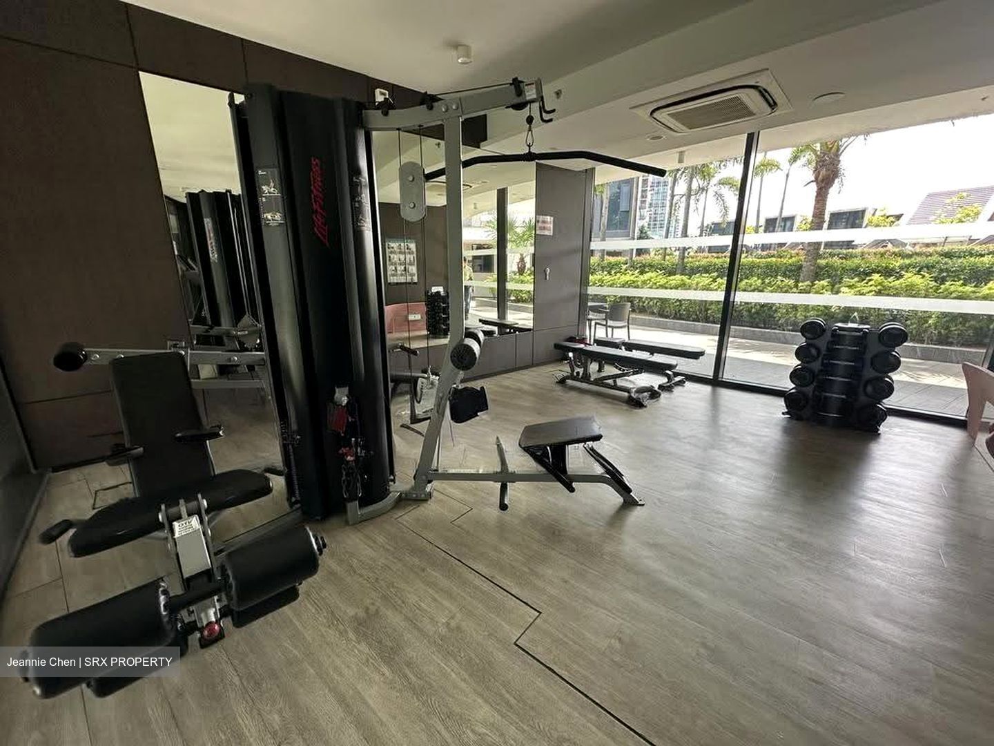 Sennett Estate (D13), Apartment #613409201